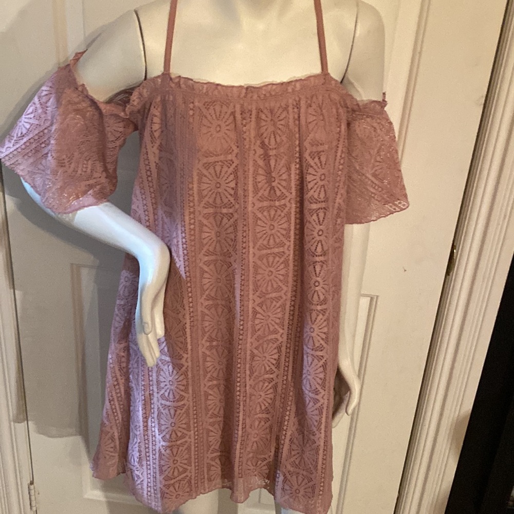 Off Shoulder Lace Shift Dress